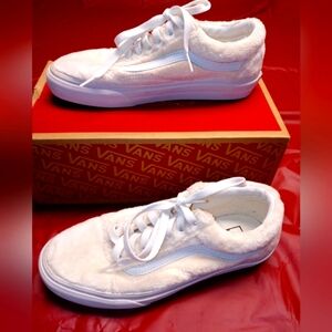 Vans Old Skool Sherpa White Sneaker Like New Unisex 7M 8.5W